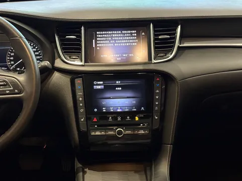 Infiniti QX50