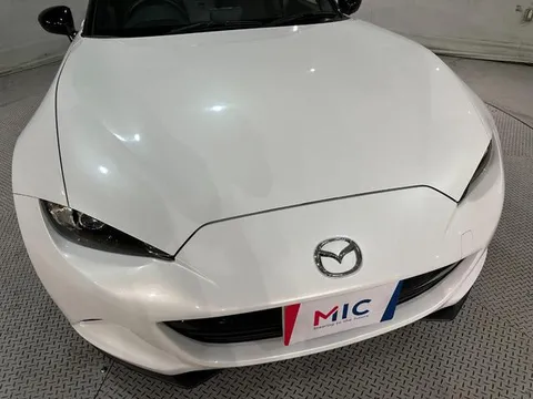 Mazda MX-5 (Roadster)