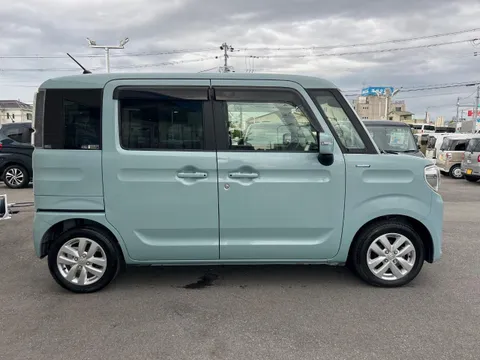Suzuki Spacia