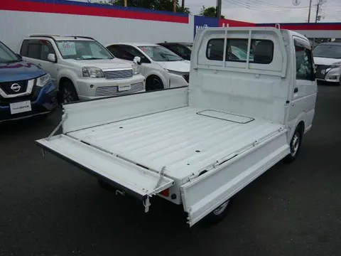 Nissan Clipper Truck