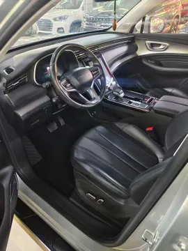 Roewe RX5