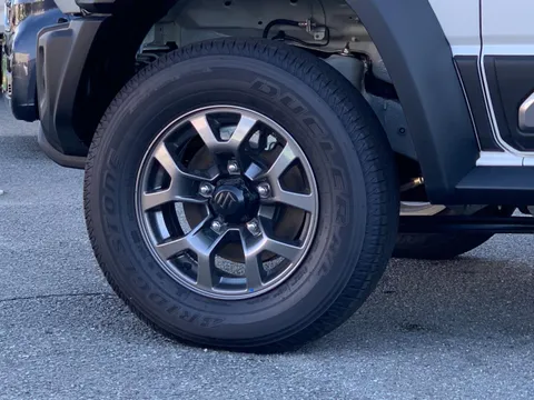 Suzuki Jimny Nomade