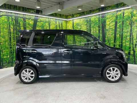 Suzuki Wagon R Stingray