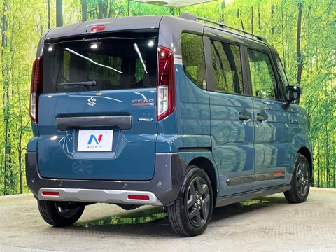 Suzuki Spacia Gear