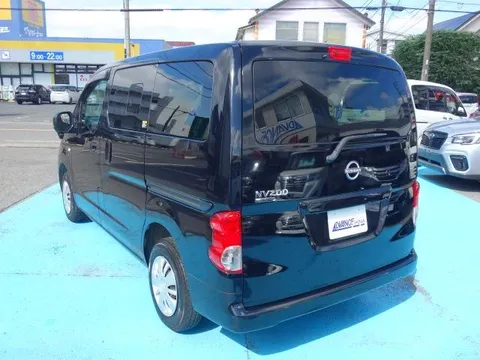 Nissan Vanette