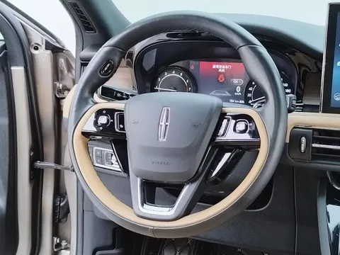 Lincoln Corsair