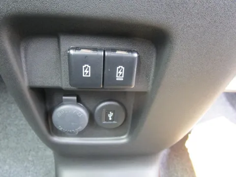 Suzuki Spacia Base