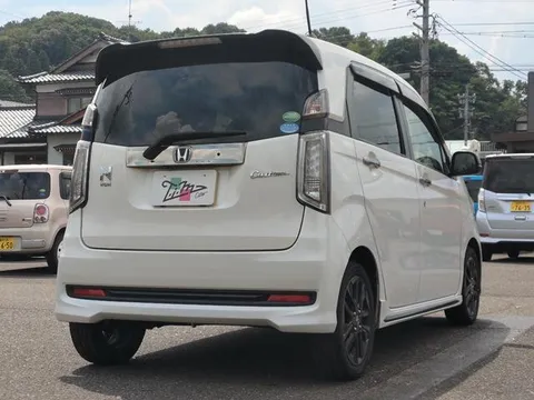 Honda N-WGN Custom