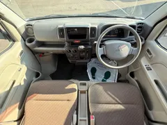Mitsubishi Minicab Van