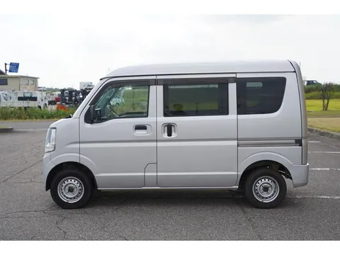 Nissan Clipper