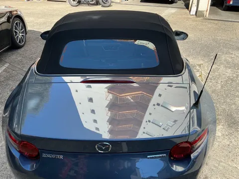 Mazda MX-5 (Roadster)