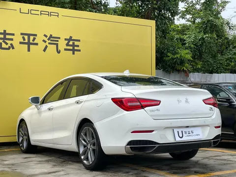Hongqi H5