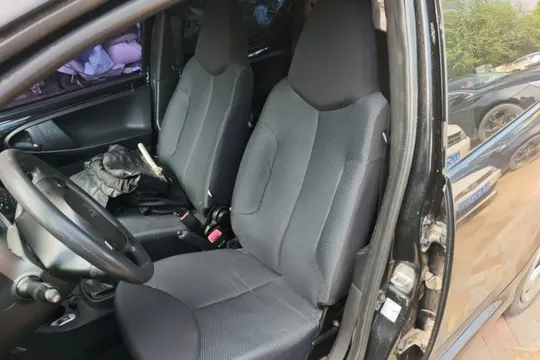 BYD F0