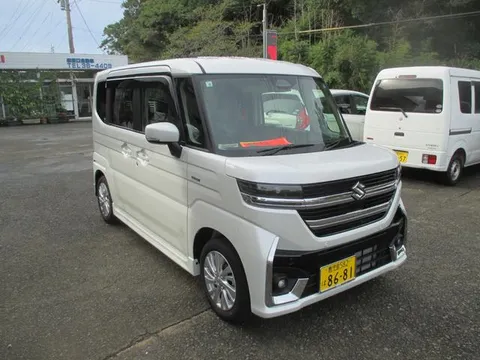 Suzuki Spacia Custom