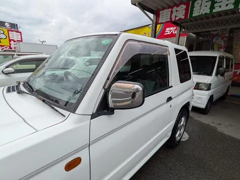 Mitsubishi Pajero Mini