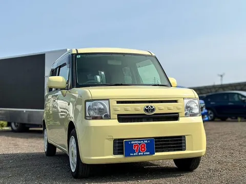 Toyota Pixis Space