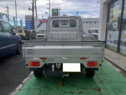Nissan Clipper Truck