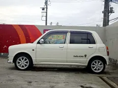 Daihatsu Mira Gino