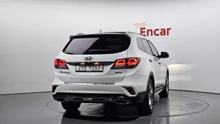 Hyundai Grand Santa Fe (Maxcruz)
