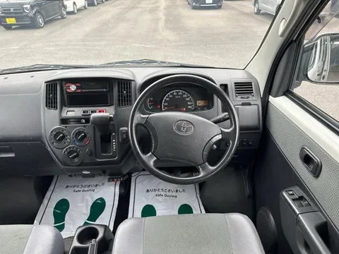 Toyota TownAce Van