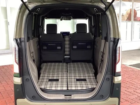 Honda N-BOX Joy