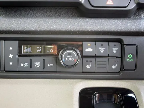 Honda N-BOX Joy
