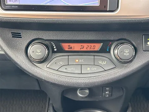 Toyota Yaris (Vitz)