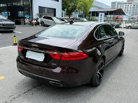Jaguar XFL