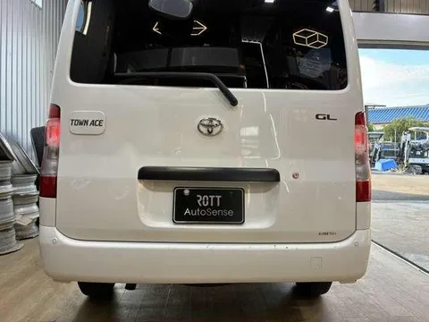 Toyota TownAce Van