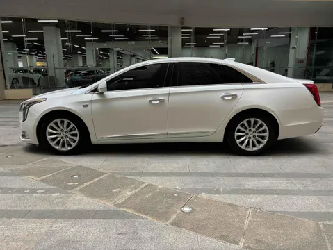 Cadillac XTS