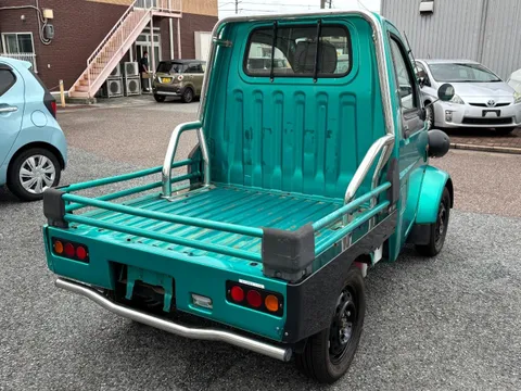 Daihatsu Midgetii