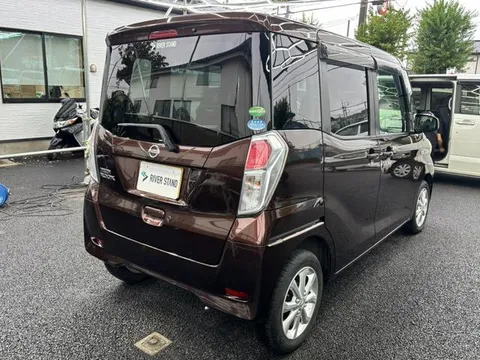 Nissan Dayz Roox