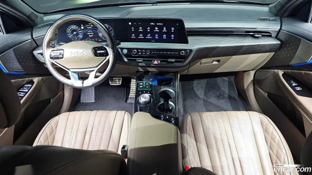 Kia K8