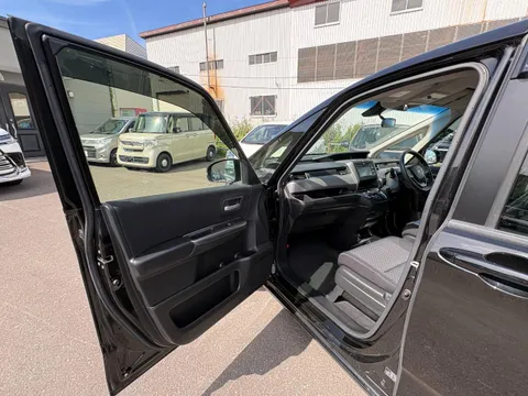 Honda Freed Plus