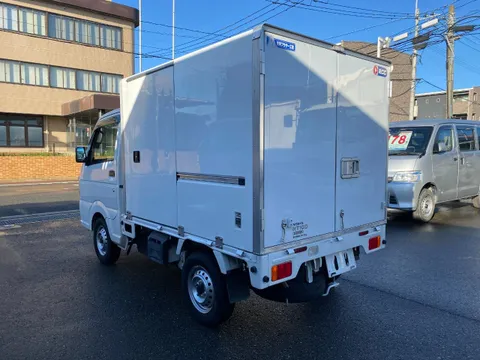 Nissan Clipper Truck
