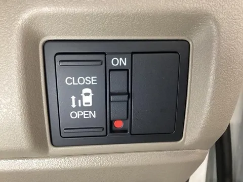 Honda N-BOX Joy