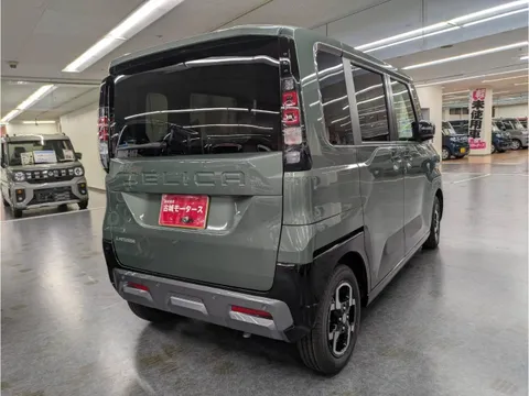 Mitsubishi Delica Mini