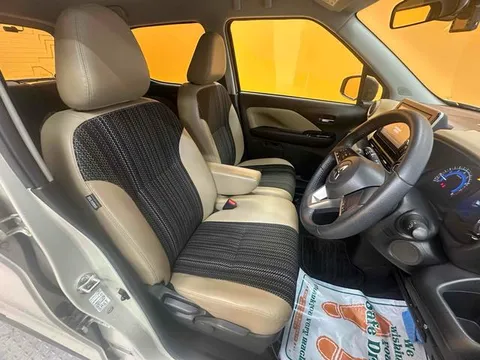 Mitsubishi eK X