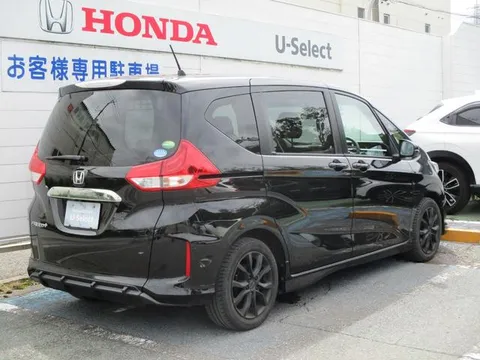 Honda Freed Plus