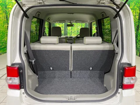 Toyota Pixis Space