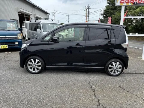Mitsubishi eK Custom