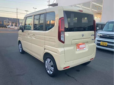 Suzuki Spacia
