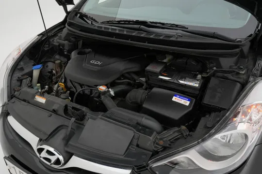 Hyundai Elantra (Avante)