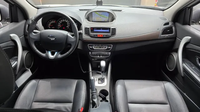 Renault SM3