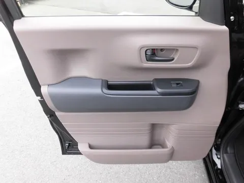 Honda N-BOX Joy
