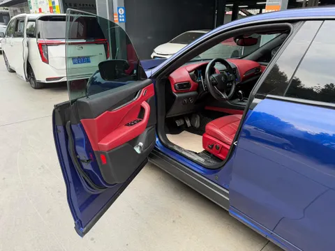 Maserati Levante