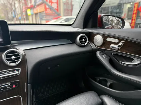 Mercedes-Benz Mercedes-Benz GLC
