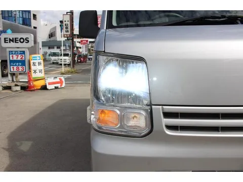 Mitsubishi Minicab Van
