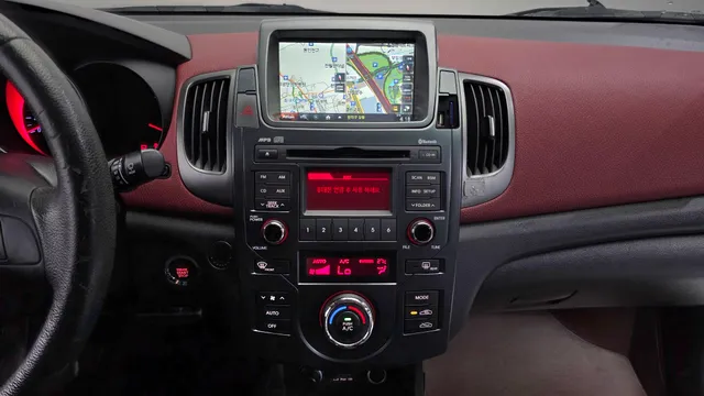 Kia Cerato (Forte)