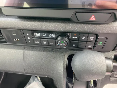 Honda N-BOX Joy